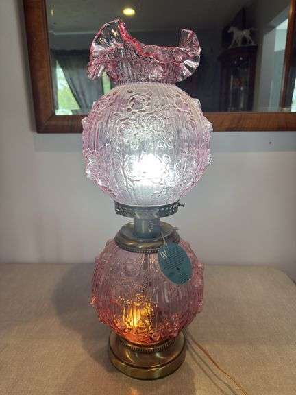 Fenton dusty rose cabbage rose Gone With The Wind lamp. 23" tall GWTW
