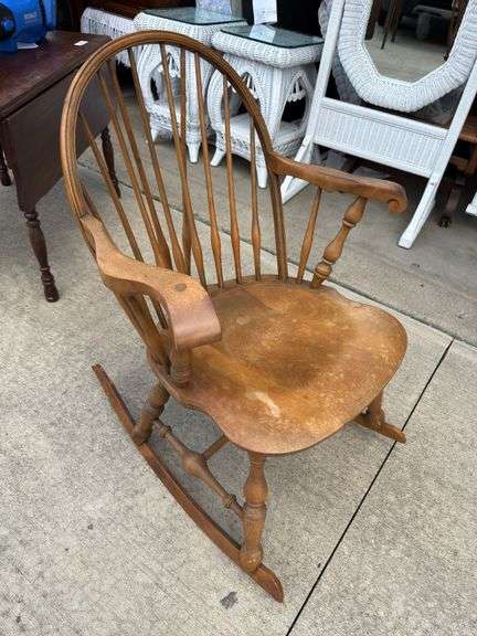 Small wood rocker