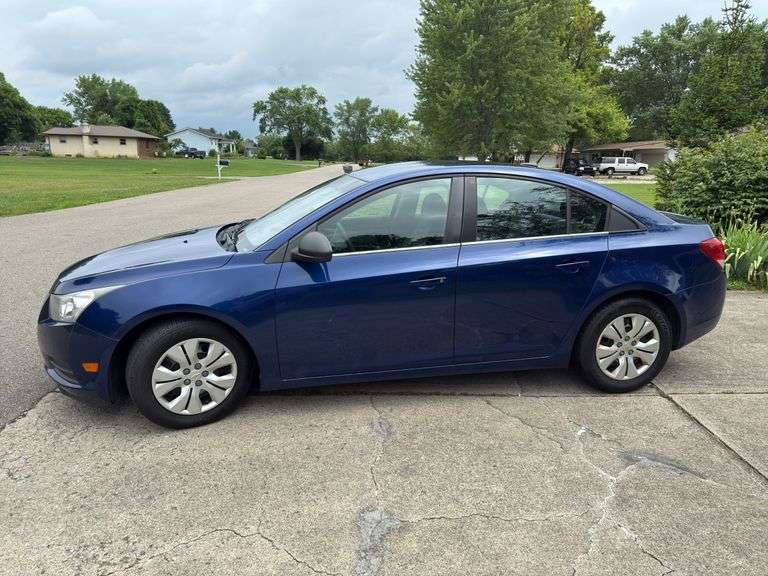 2012  CHEVROLET  Cruze 2012 Chevy Cruze 4 door