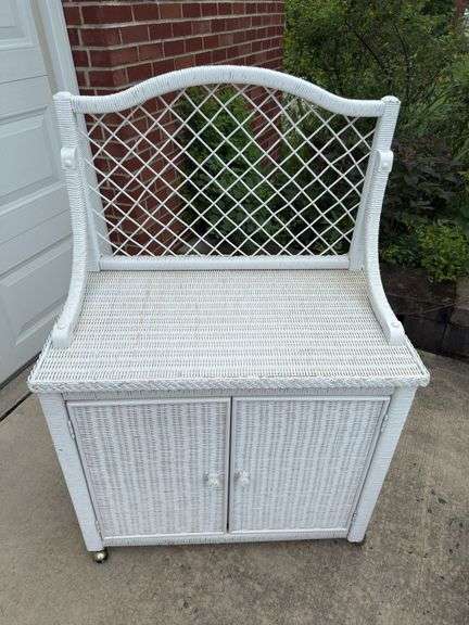 Rattan dresser, mirror and stand