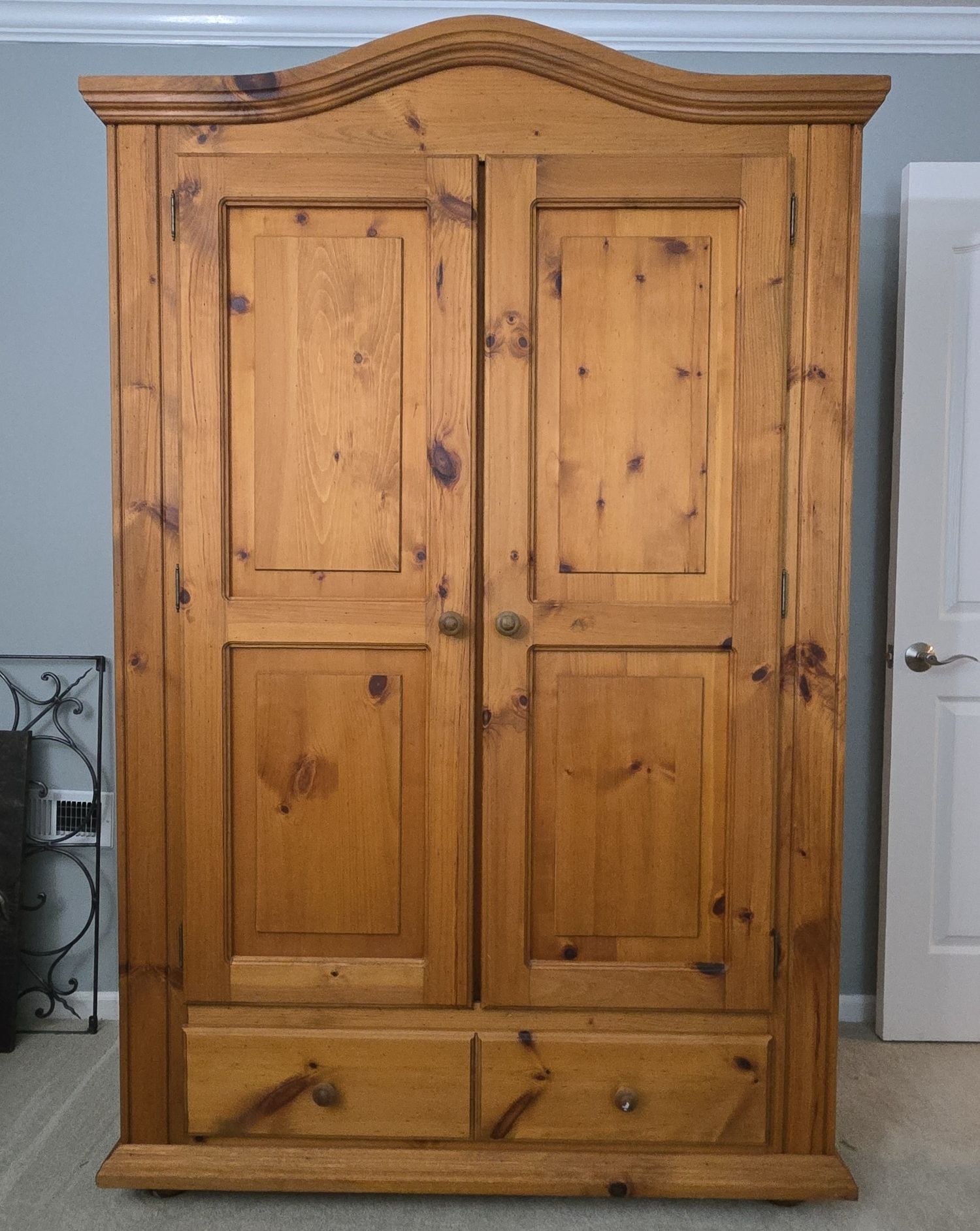 Reynoldsburg downsizing auction featured photo 19