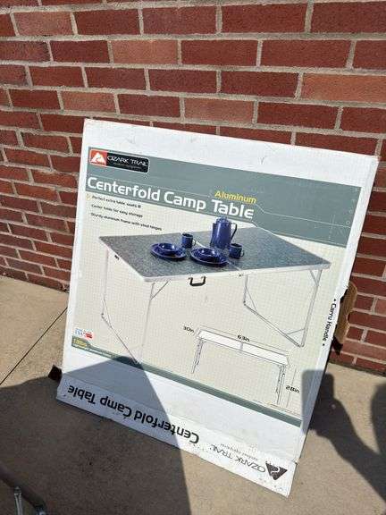 Centerfold camping table