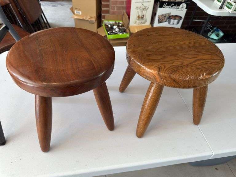 2 milking stools