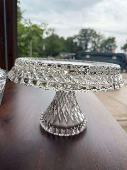 Cake plate and covered dish