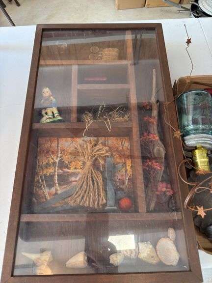 Shadow box and primitives