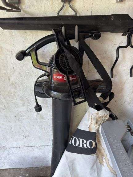 Toro leaf blower