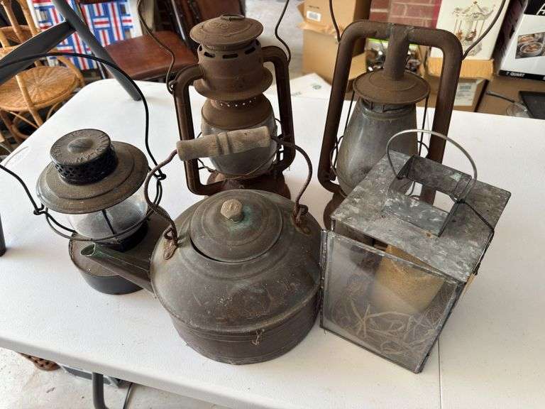 Lanterns and tea kettle