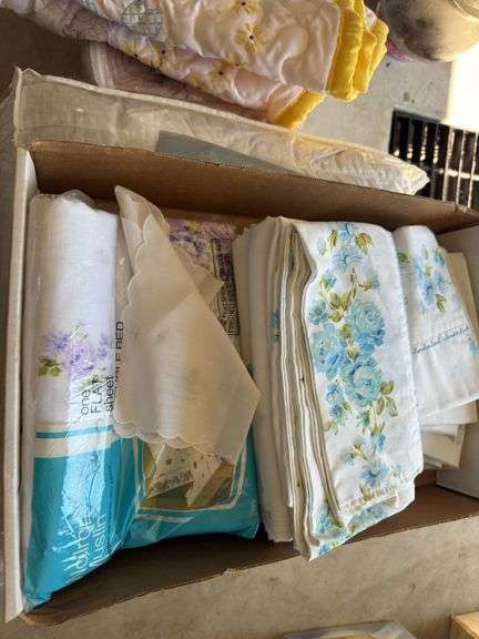 Large lot of linens. Look at all photos