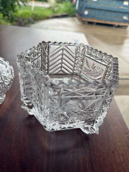Lot of Hofbauer byrdes lead crystal items as shown.