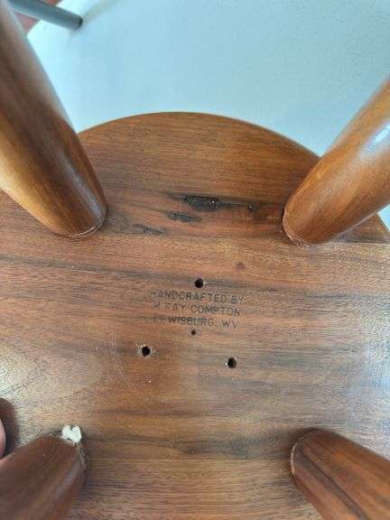 2 milking stools