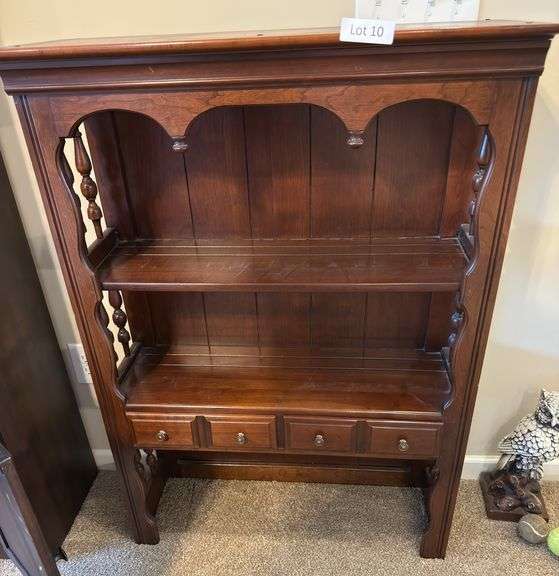 Wood shelf with 2 drawers
