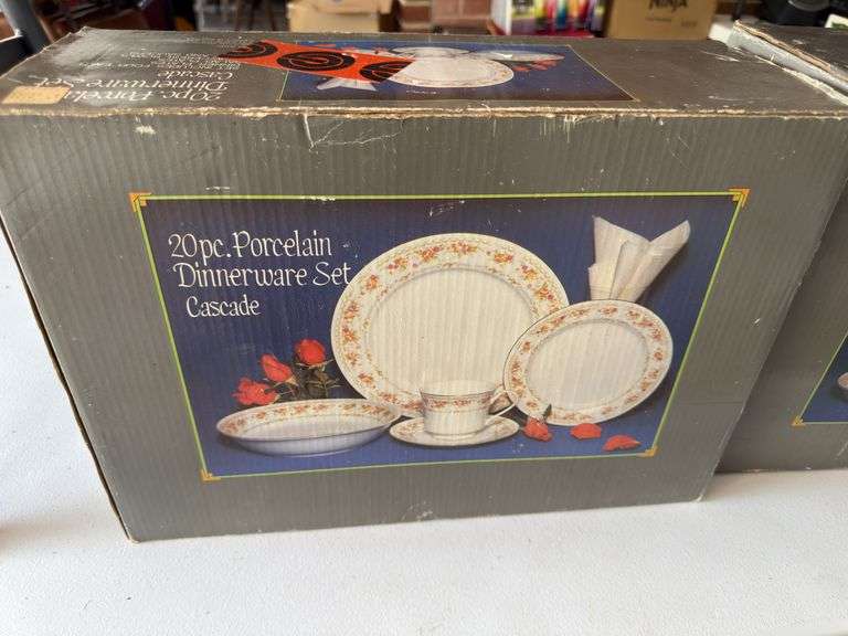 Dinnerware sets