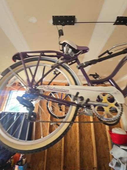 Schwinn 26 inch purple women's bike