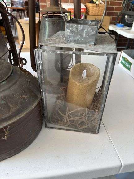 Lanterns and tea kettle