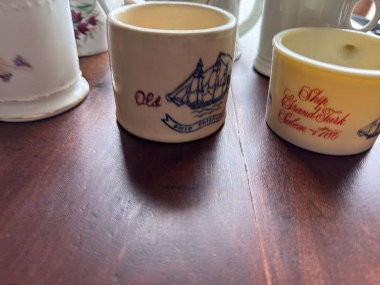 Shaving collectibles as shown