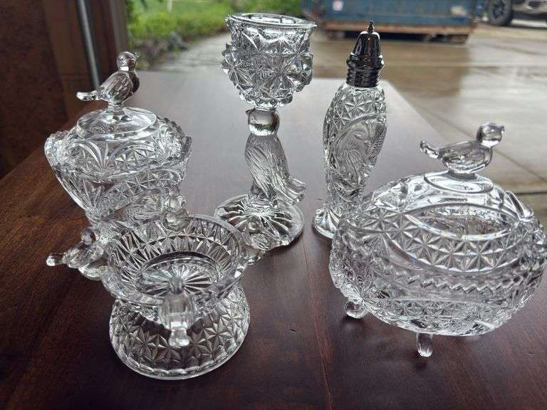 Lot of Hofbauer byrdes lead crystal items as shown.