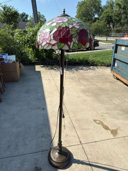 Stained glass style rose floor lamp