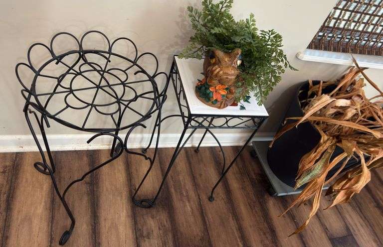 Plant stands image