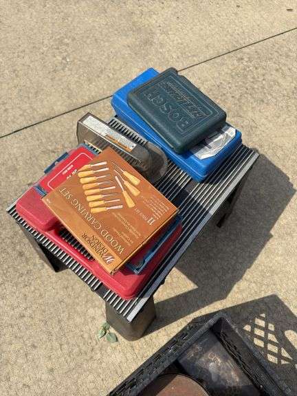 Lots of tools as shown