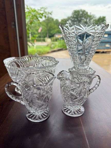 Lot of Hofbauer byrdes lead crystal items as shown.