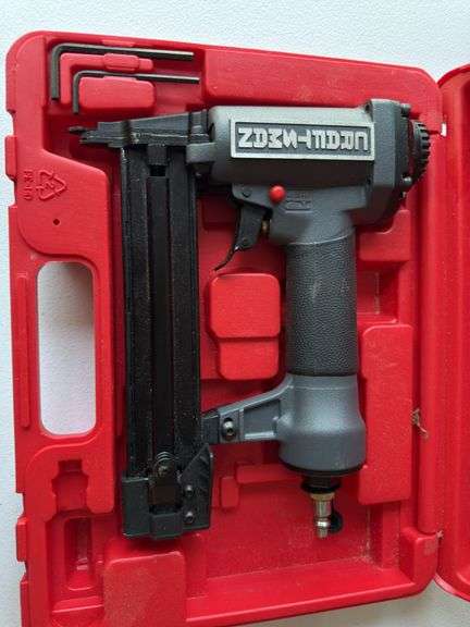 Craftsman 1/4” Brad nailer