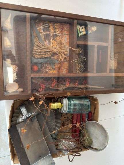Shadow box and primitives