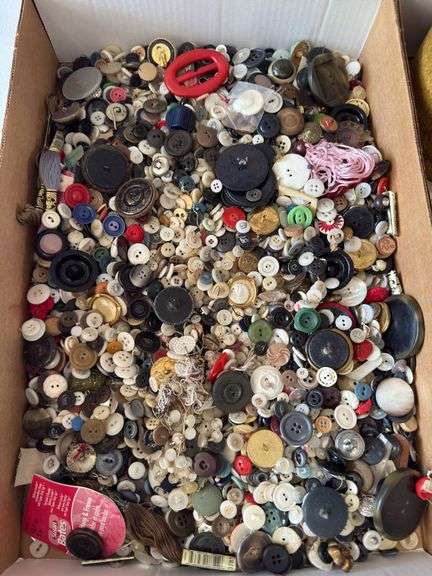 Large amount of buttons and nesting boxes