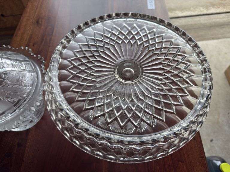 Cake plate and covered dish