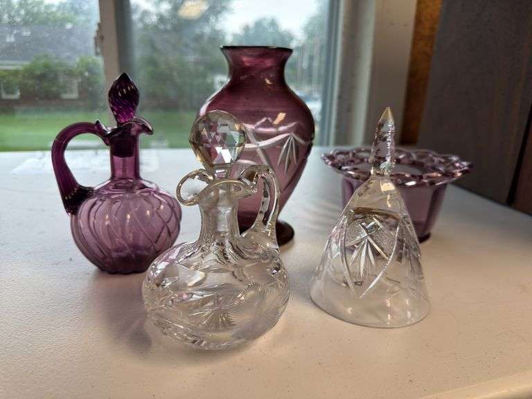 Glassware as shown