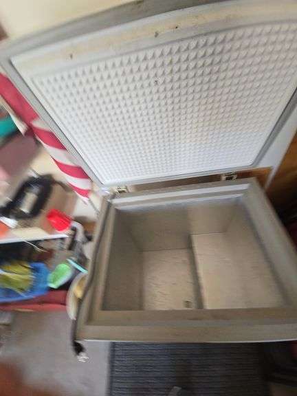 5.0 cu ft capacity chest freezer