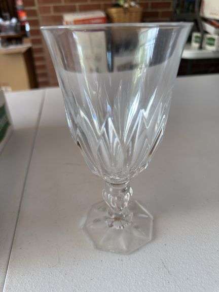 11 water goblets