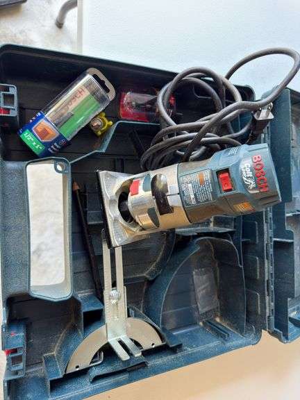 Bosch colt 1.0 hand router
