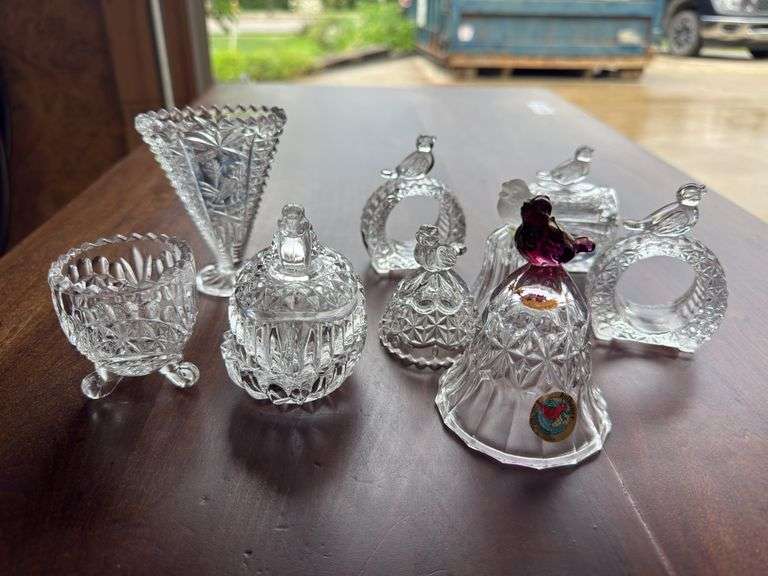 Lot of Hofbauer byrdes lead crystal items as shown.