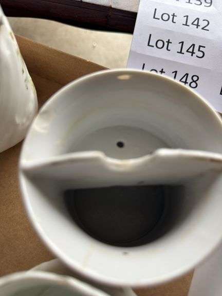 Shaving collectibles as shown