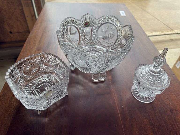Lot of Hofbauer byrdes lead crystal items as shown.