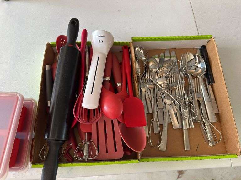 Kitchenware and flatware