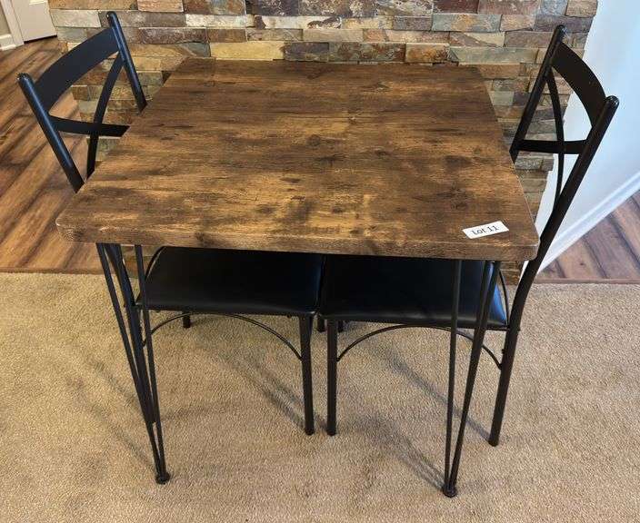 Bistro table with 2 chairs 29”x29”x29”
