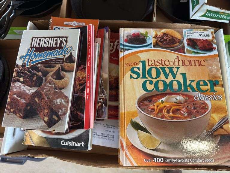 Large lot of cookbooks