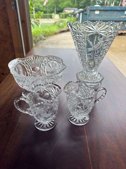 Lot of Hofbauer byrdes lead crystal items as shown.