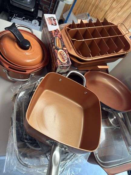 Large lot of copper chef pots and pans, etc