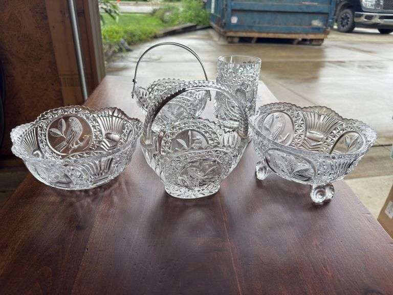 Lot of Hofbauer byrdes lead crystal items as shown.