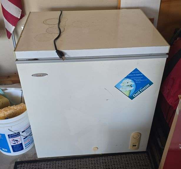 5.0 cu ft capacity chest freezer
