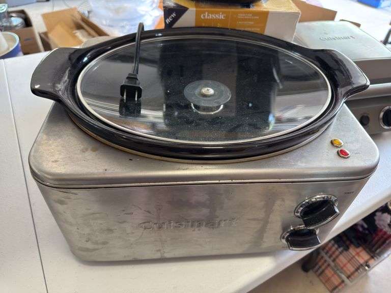 Household appliances as shown