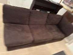 Reconfigurable modular couch
