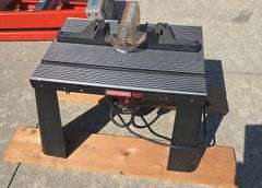 Craftsman router table