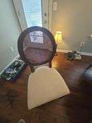 Dining room table with 4 chairs 1 leaf