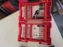 Milwaukee M12 drill and impact set