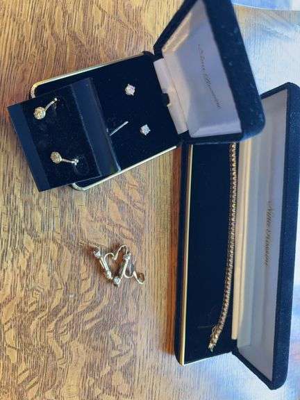 Costume jewelry bracelet, 10k earrings