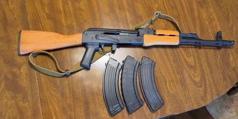 Century Arms WASR-10 AK-47 rifle with 3 magazines and Bulldog soft case