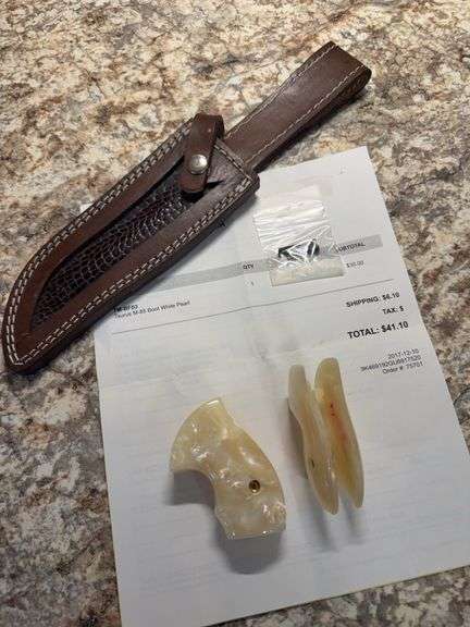 Taurus M-85 boot white pearl grips and leather knife sheath